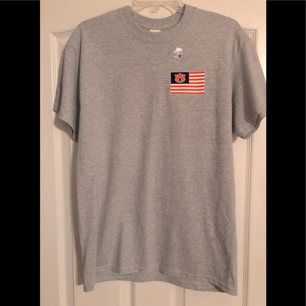 NWOT light grey Auburn University Tigers size medium tshirt